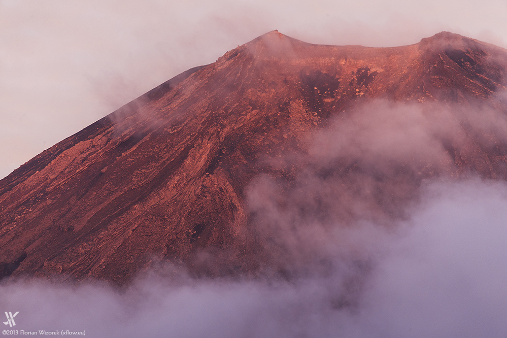 Tongariro - The Film Star among Volcanoes